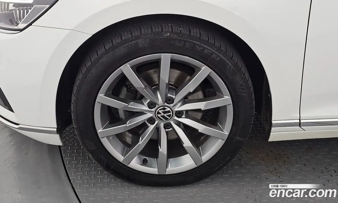 Volkswagen Passat 2022 2.0 автомат (гидро), фото 5 Volkswagen Passat 2022 2.0 автомат (гидро), фото 5