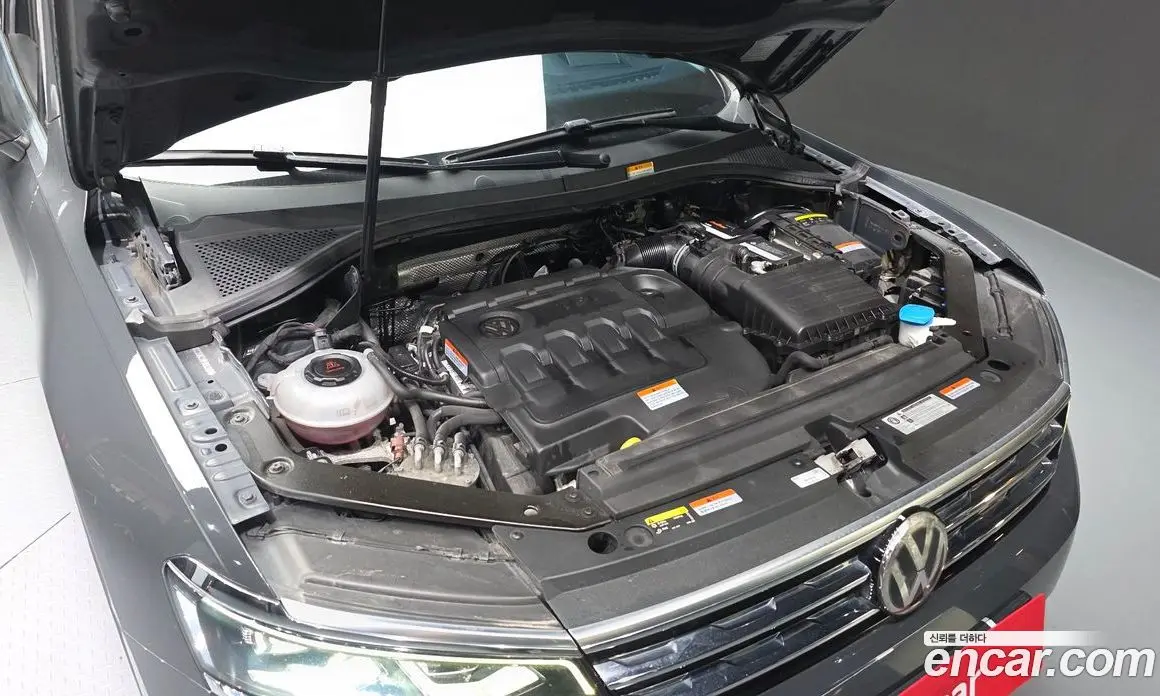 Volkswagen Tiguan 2018 2.0 автомат (гидро), фото 6 Volkswagen Tiguan 2018 2.0 автомат (гидро), фото 6