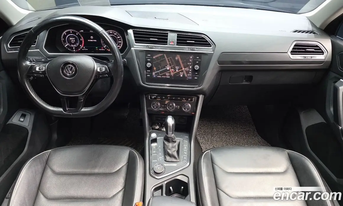 Volkswagen Tiguan 2018 2.0 автомат (гидро), фото 7 Volkswagen Tiguan 2018 2.0 автомат (гидро), фото 7