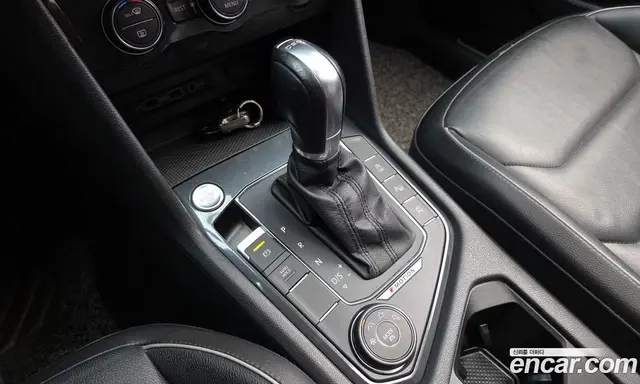Volkswagen Tiguan 2018 2.0 автомат (гидро), миниатюра 9 Volkswagen Tiguan 2018 2.0 автомат (гидро), миниатюра 9