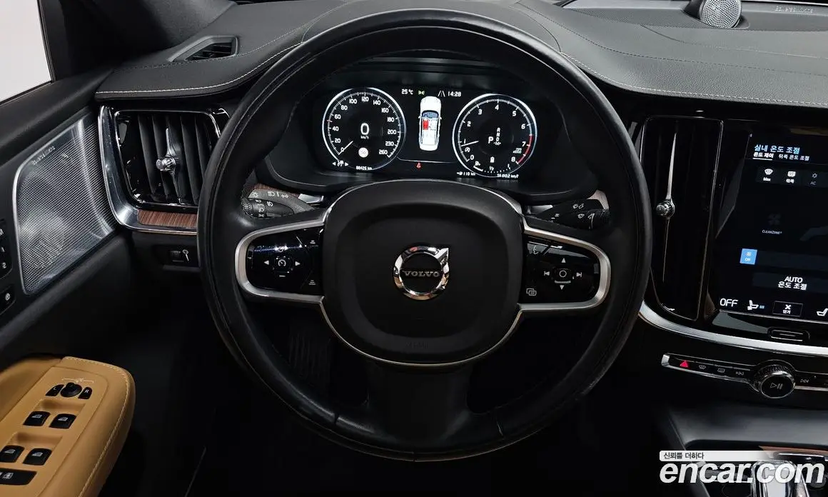 Volvo S60 2021 2.0 автомат (гидро), фото 19 Volvo S60 2021 2.0 автомат (гидро), фото 19
