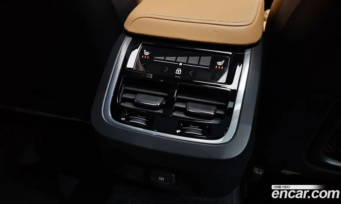 Volvo S60 2021 2.0 автомат (гидро), фото 25 Volvo S60 2021 2.0 автомат (гидро), фото 25