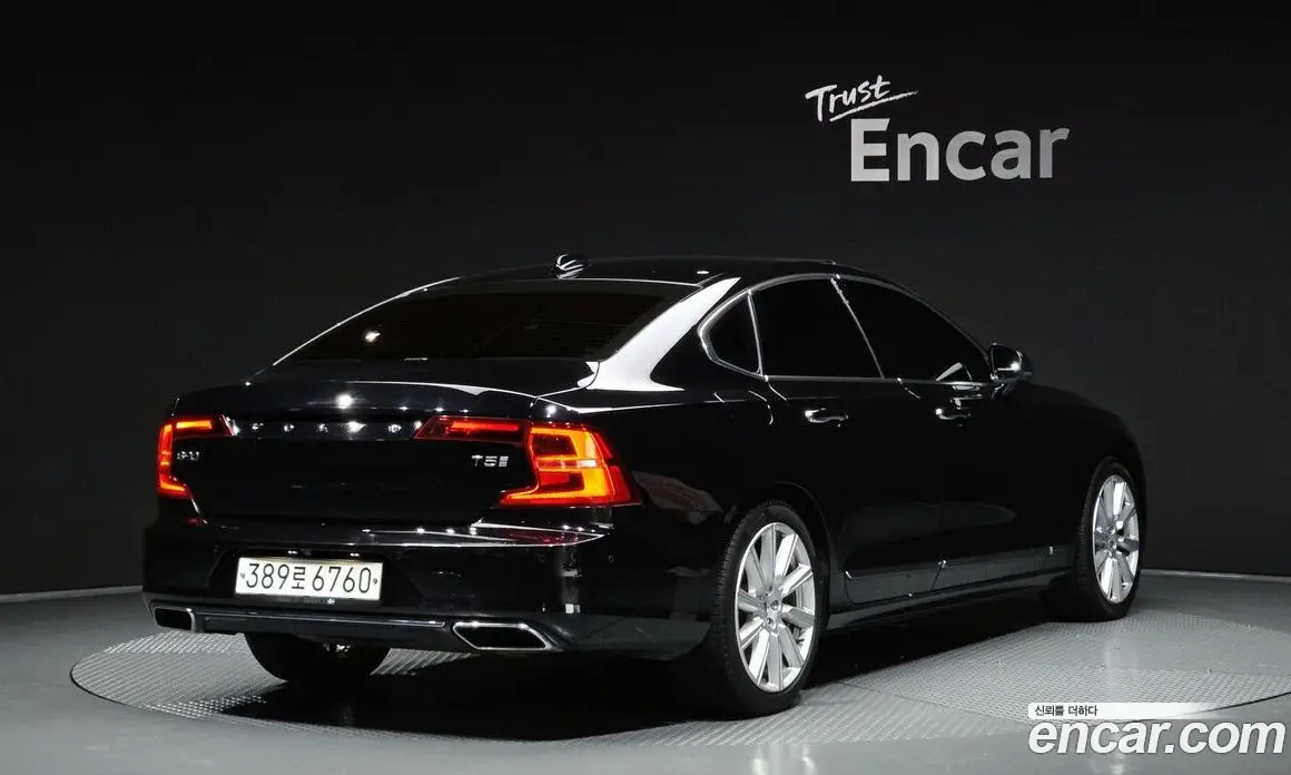 Volvo S90 2019 2.0 автомат (гидро), фото 2 Volvo S90 2019 2.0 автомат (гидро), фото 2