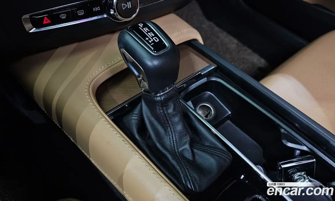 Volvo S90 2019 2.0 автомат (гидро), фото 12 Volvo S90 2019 2.0 автомат (гидро), фото 12
