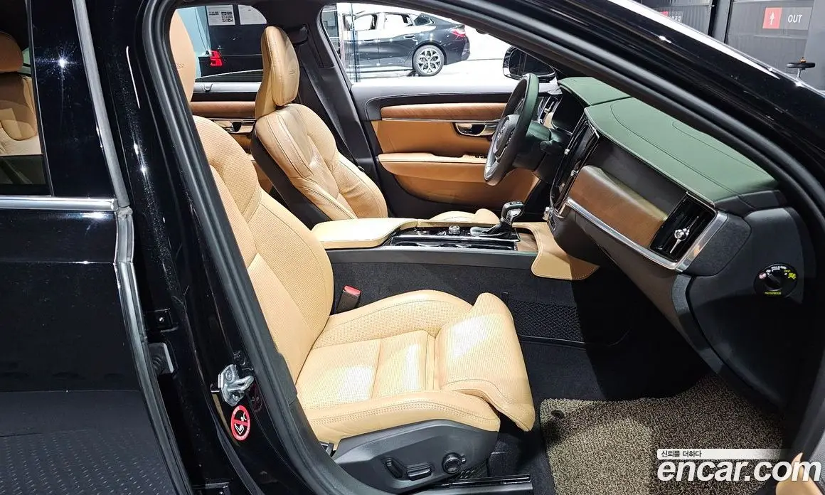 Volvo S90 2019 2.0 автомат (гидро), фото 16 Volvo S90 2019 2.0 автомат (гидро), фото 16