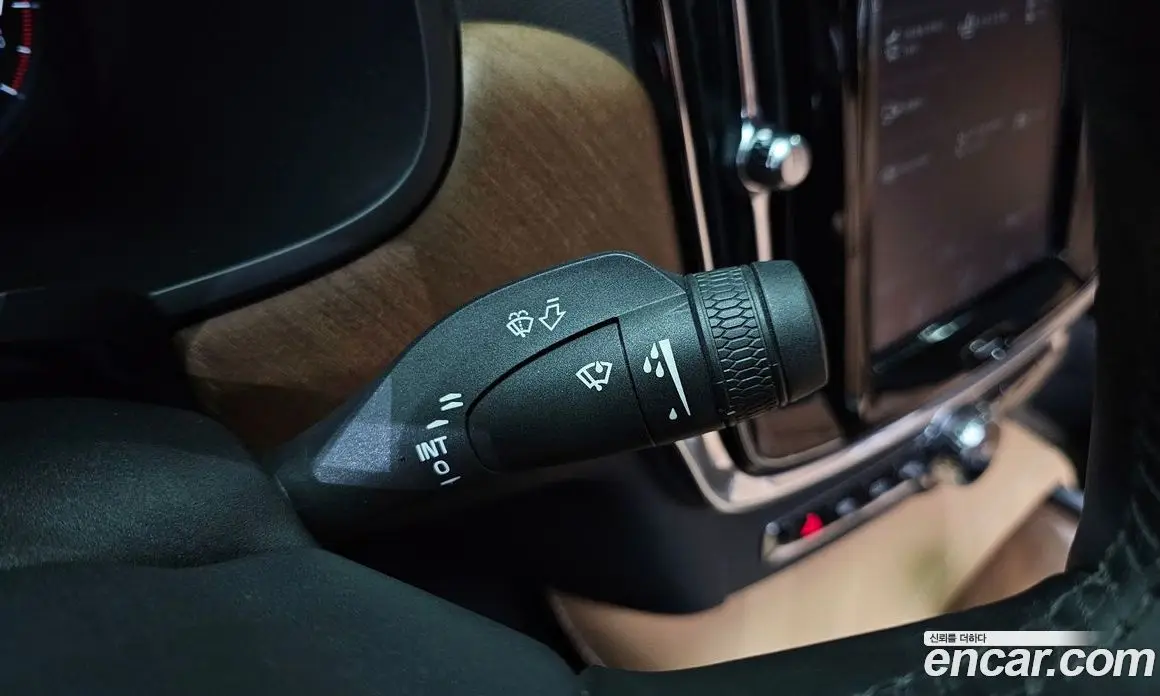 Volvo S90 2019 2.0 автомат (гидро), фото 32 Volvo S90 2019 2.0 автомат (гидро), фото 32