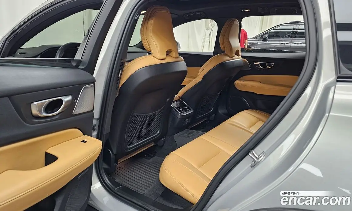 Volvo V60 2024 2.0 автомат (гидро), фото 16 Volvo V60 2024 2.0 автомат (гидро), фото 16