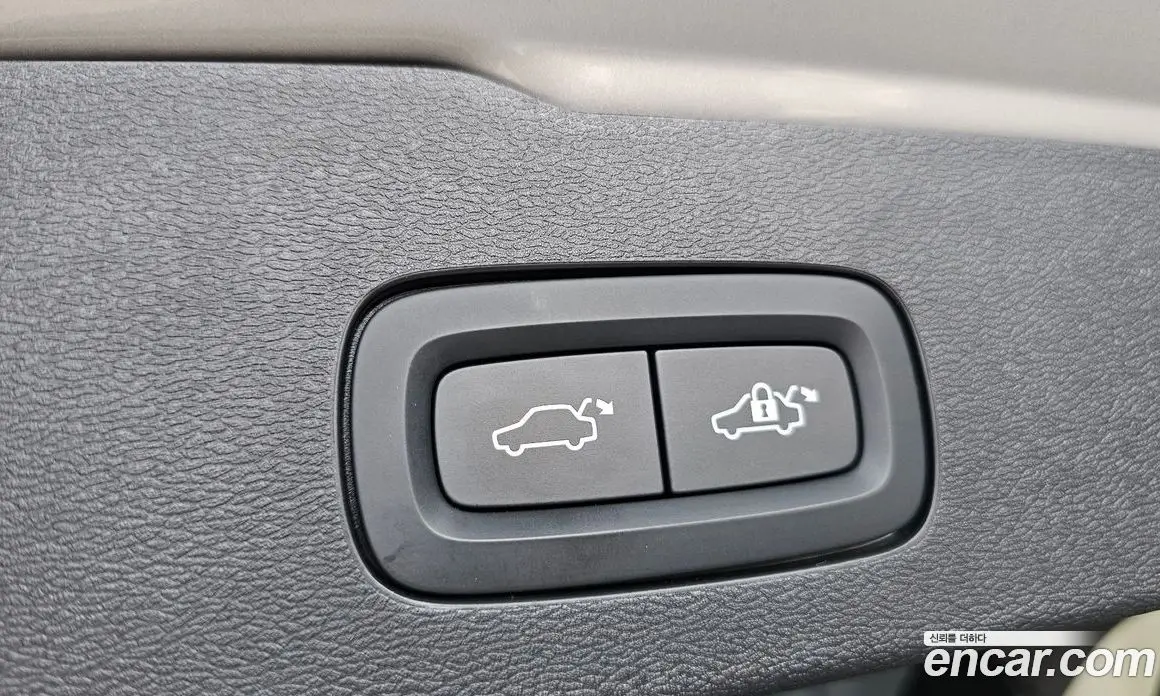 Volvo V60 2024 2.0 автомат (гидро), фото 32 Volvo V60 2024 2.0 автомат (гидро), фото 32