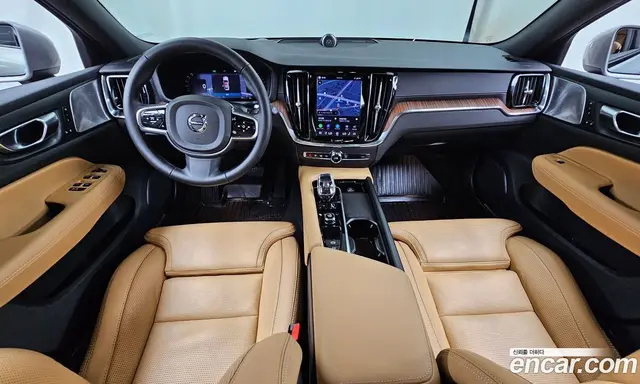 Volvo V60 2024 2.0 автомат (гидро), миниатюра 10 Volvo V60 2024 2.0 автомат (гидро), миниатюра 10