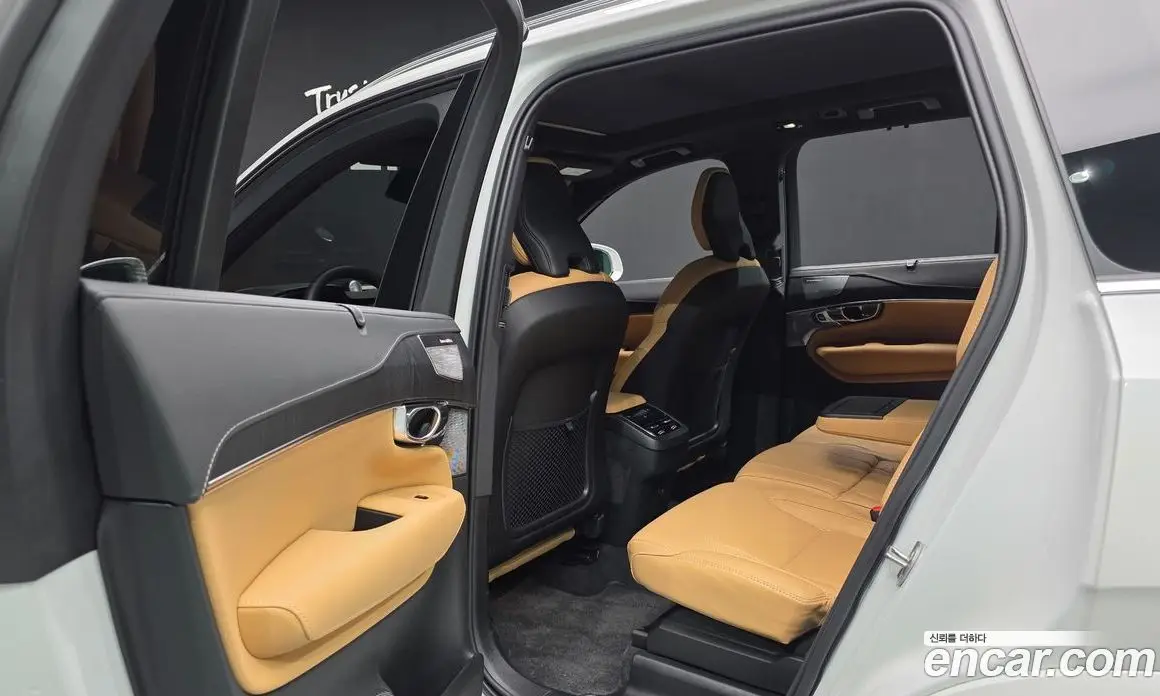 Volvo XC90 2025 2.0 автомат (гидро), фото 30 Volvo XC90 2025 2.0 автомат (гидро), фото 30