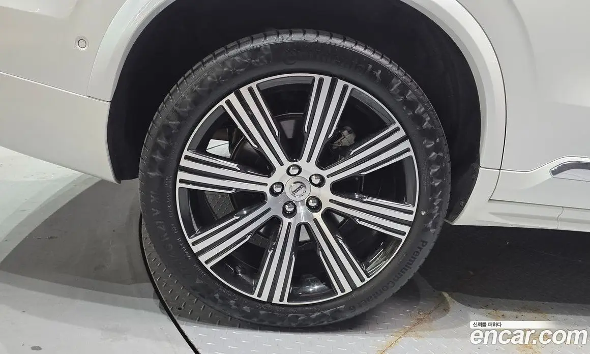 Volvo XC90 2025 2.0 автомат (гидро), фото 5 Volvo XC90 2025 2.0 автомат (гидро), фото 5