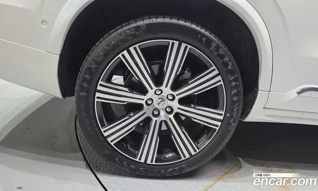 Volvo XC90 2025 2.0 автомат (гидро), миниатюра 5 Volvo XC90 2025 2.0 автомат (гидро), миниатюра 5