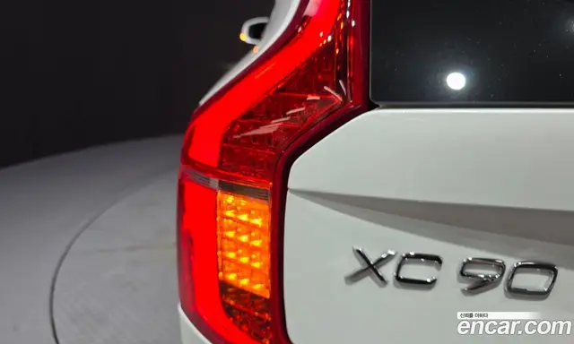 Volvo XC90 2025 2.0 автомат (гидро), миниатюра 9 Volvo XC90 2025 2.0 автомат (гидро), миниатюра 9