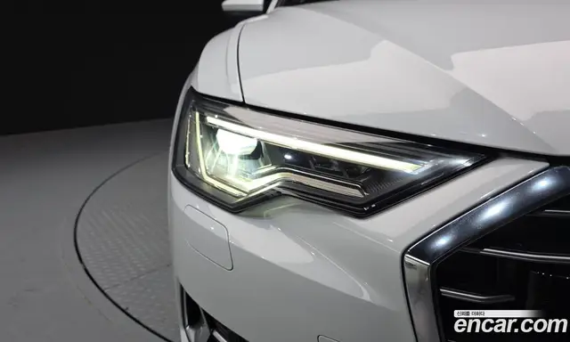 Audi A6 2021 2.0 автомат (гидро), миниатюра 8