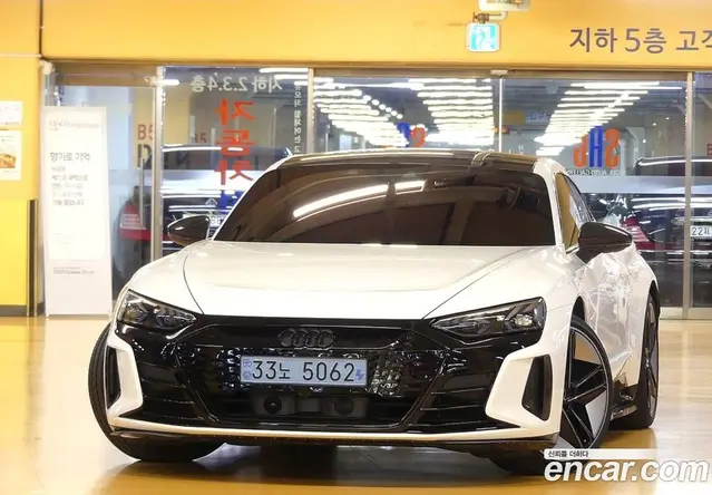 Audi RS e-tron GT 2022 0.1 автомат (гидро), миниатюра 2 Audi RS e-tron GT 2022 0.1 автомат (гидро), миниатюра 2
