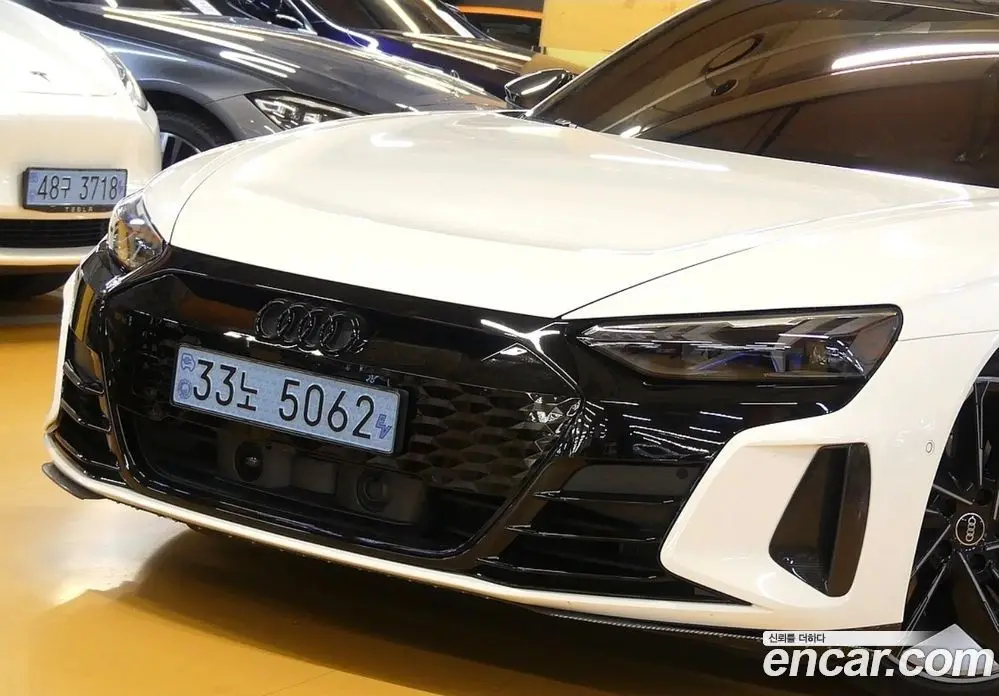 Audi RS e-tron GT 2022 0.1 автомат (гидро), фото 5 Audi RS e-tron GT 2022 0.1 автомат (гидро), фото 5