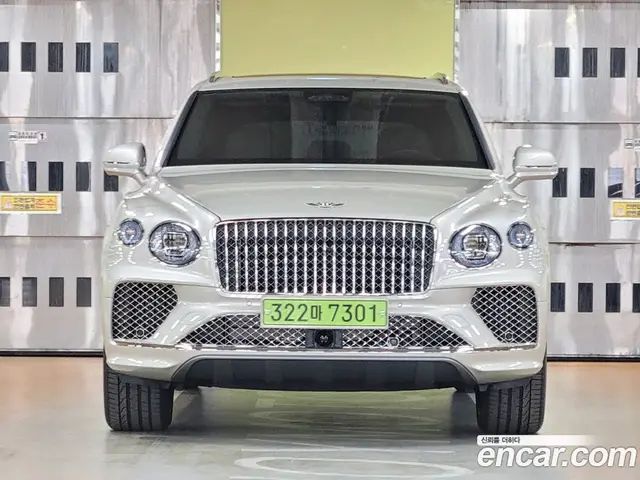 Bentley Bentayga 2026 4.0 автомат (гидро), миниатюра 3 Bentley Bentayga 2026 4.0 автомат (гидро), миниатюра 3