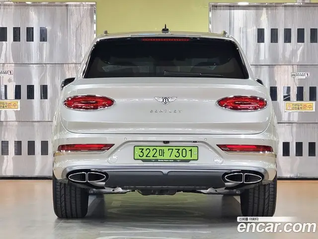 Bentley Bentayga 2026 4.0 автомат (гидро), миниатюра 4 Bentley Bentayga 2026 4.0 автомат (гидро), миниатюра 4