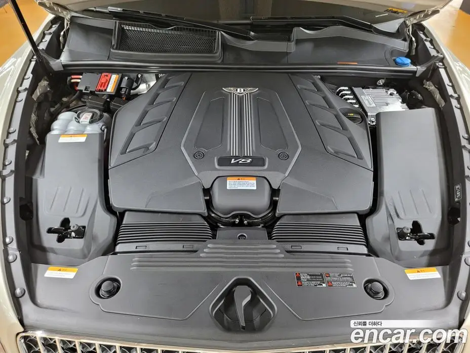 Bentley Bentayga 2026 4.0 автомат (гидро), фото 6 Bentley Bentayga 2026 4.0 автомат (гидро), фото 6