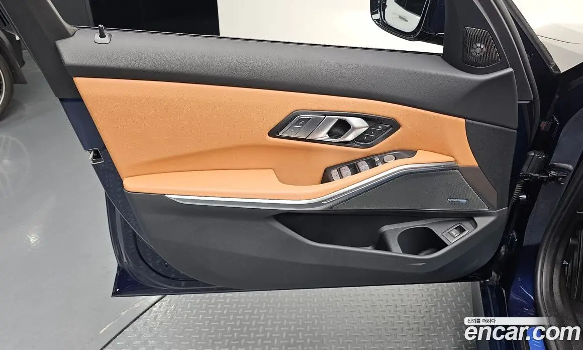 BMW 3 серия 2025 2.0 автомат (гидро), фото 13