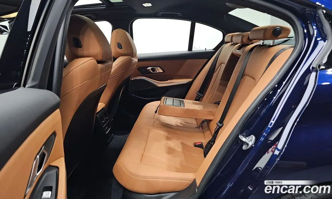 BMW 3 серия 2025 2.0 автомат (гидро), фото 16
