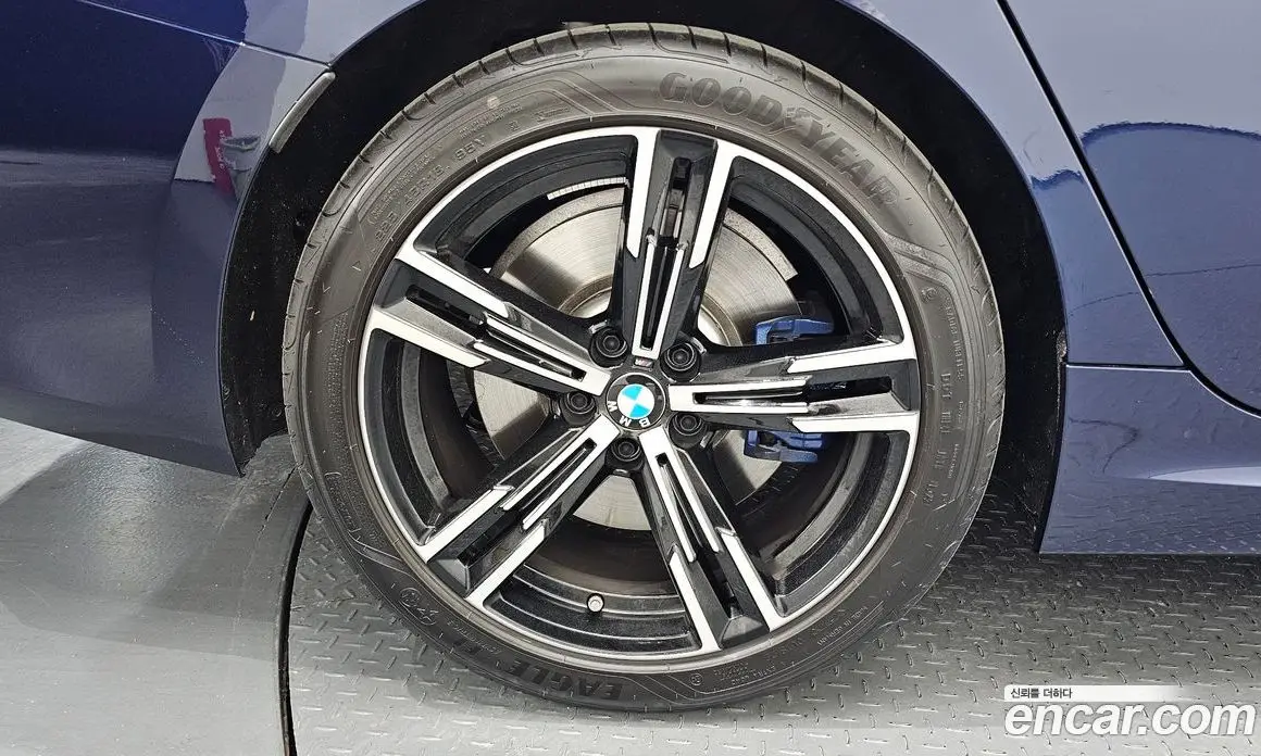 BMW 3 серия 2025 2.0 автомат (гидро), фото 4
