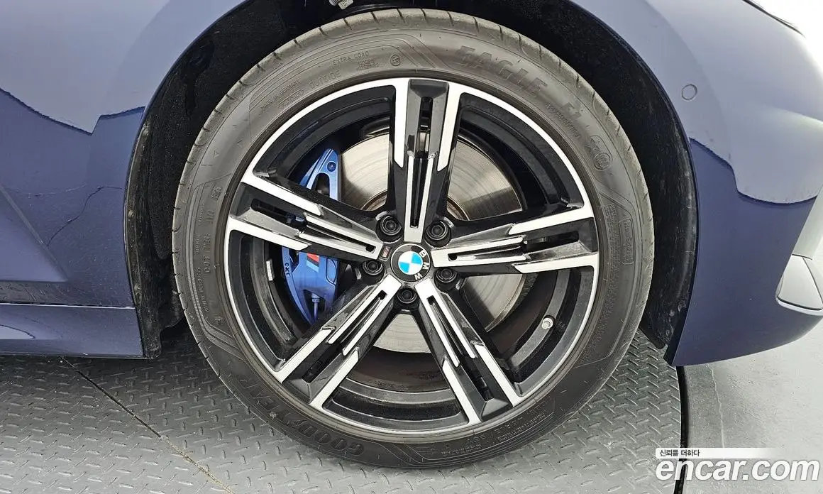 BMW 3 серия 2025 2.0 автомат (гидро), фото 6