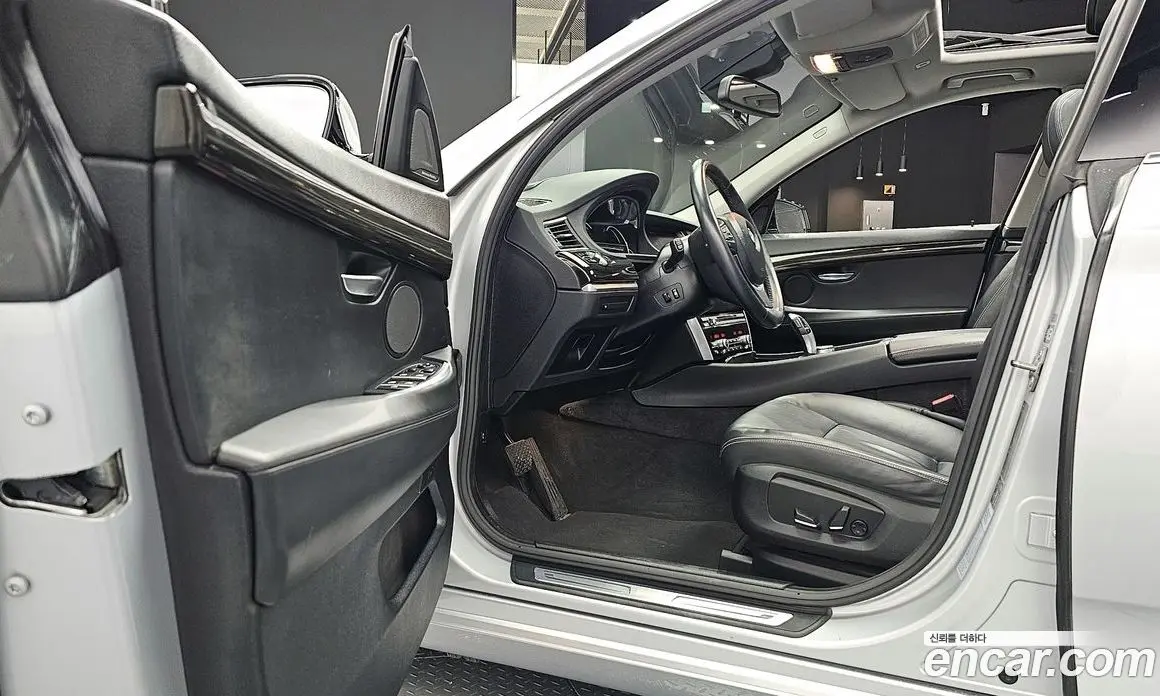 BMW 5 серия 2015 3.0 автомат (гидро), фото 10 BMW 5 серия 2015 3.0 автомат (гидро), фото 10