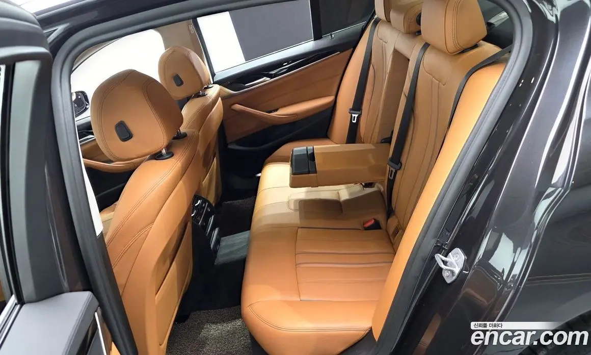 BMW 5 серия 2018 2.0 автомат (гидро), фото 18 BMW 5 серия 2018 2.0 автомат (гидро), фото 18