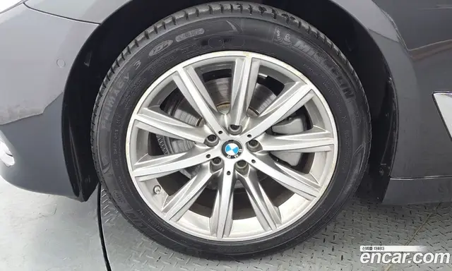 BMW 5 серия 2018 2.0 автомат (гидро), миниатюра 5 BMW 5 серия 2018 2.0 автомат (гидро), миниатюра 5