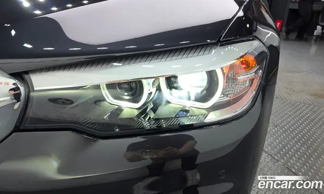 BMW 5 серия 2018 2.0 автомат (гидро), миниатюра 8 BMW 5 серия 2018 2.0 автомат (гидро), миниатюра 8