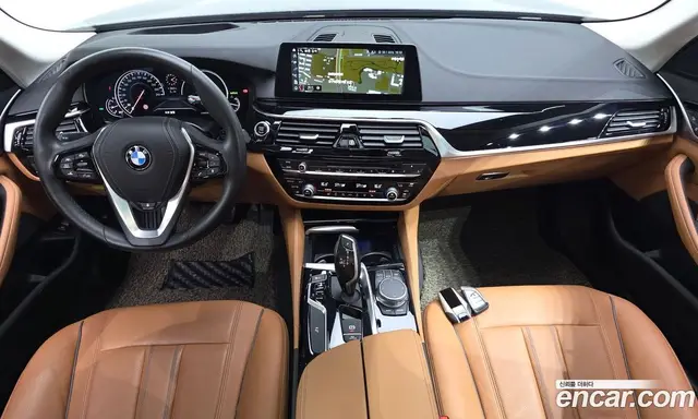 BMW 5 серия 2018 2.0 автомат (гидро), миниатюра 10 BMW 5 серия 2018 2.0 автомат (гидро), миниатюра 10