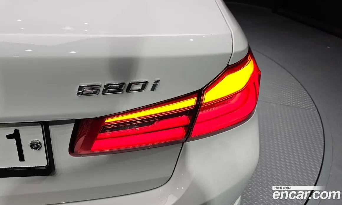 BMW 5 серия 2020 2.0 автомат (гидро), фото 9