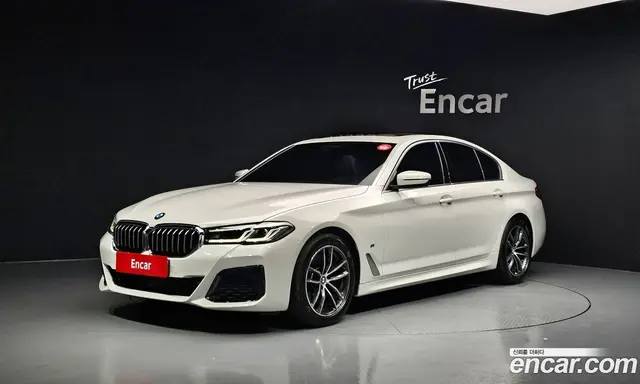 BMW 5 серия, 2023, 22 135 км