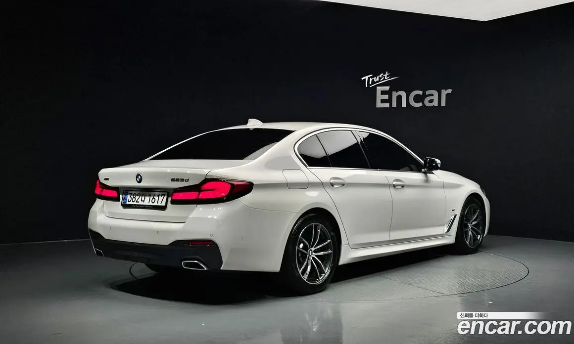 BMW 5 серия 2023 2.0 автомат (гидро), фото 2 BMW 5 серия 2023 2.0 автомат (гидро), фото 2