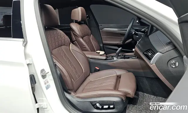 BMW 5 серия 2023 2.0 автомат (гидро), миниатюра 11 BMW 5 серия 2023 2.0 автомат (гидро), миниатюра 11