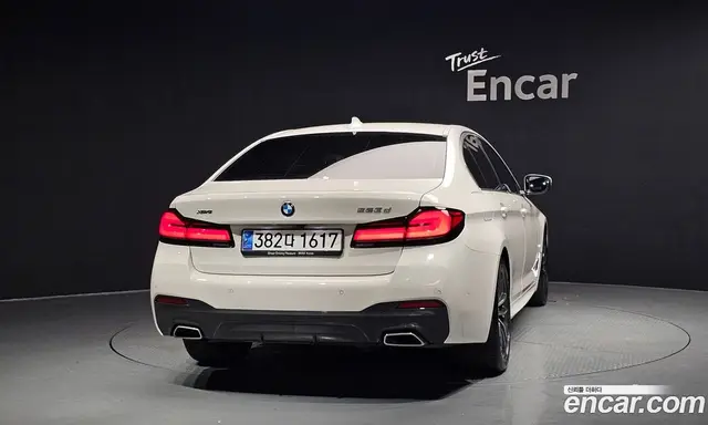 BMW 5 серия 2023 2.0 автомат (гидро), миниатюра 4 BMW 5 серия 2023 2.0 автомат (гидро), миниатюра 4
