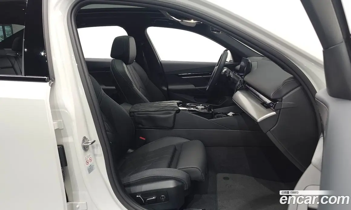 BMW 5 серия 2024 2.0 автомат (гидро), фото 12 BMW 5 серия 2024 2.0 автомат (гидро), фото 12