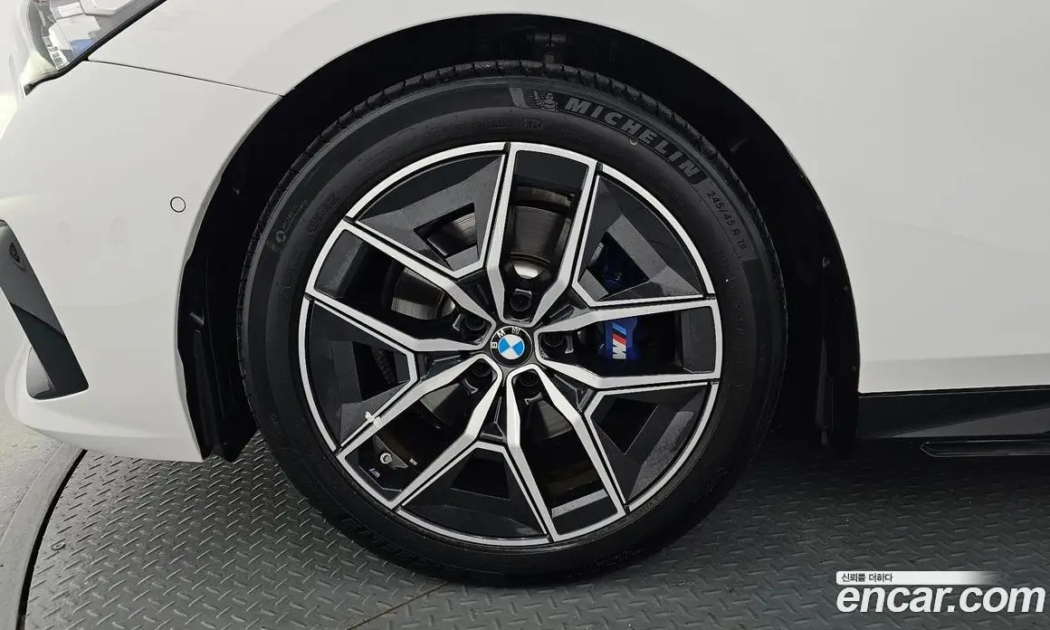 BMW 5 серия 2024 2.0 автомат (гидро), фото 4 BMW 5 серия 2024 2.0 автомат (гидро), фото 4