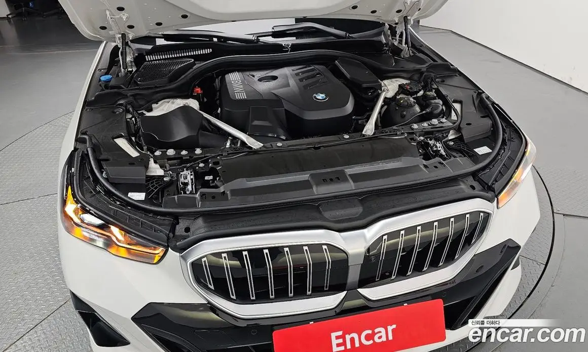 BMW 5 серия 2024 2.0 автомат (гидро), фото 5 BMW 5 серия 2024 2.0 автомат (гидро), фото 5