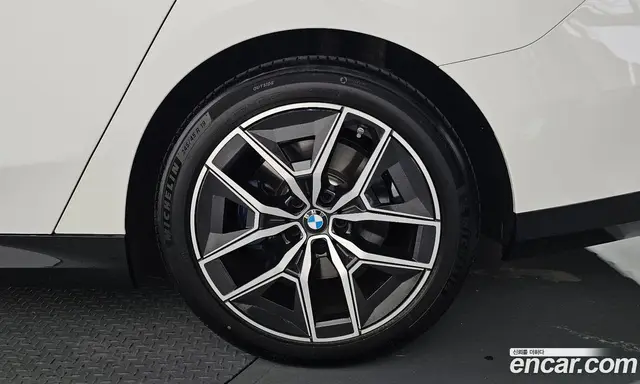 BMW 5 серия 2024 2.0 автомат (гидро), миниатюра 6 BMW 5 серия 2024 2.0 автомат (гидро), миниатюра 6