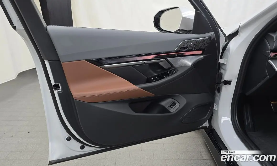BMW 5 серия 2025 2.0 автомат (гидро), фото 14 BMW 5 серия 2025 2.0 автомат (гидро), фото 14