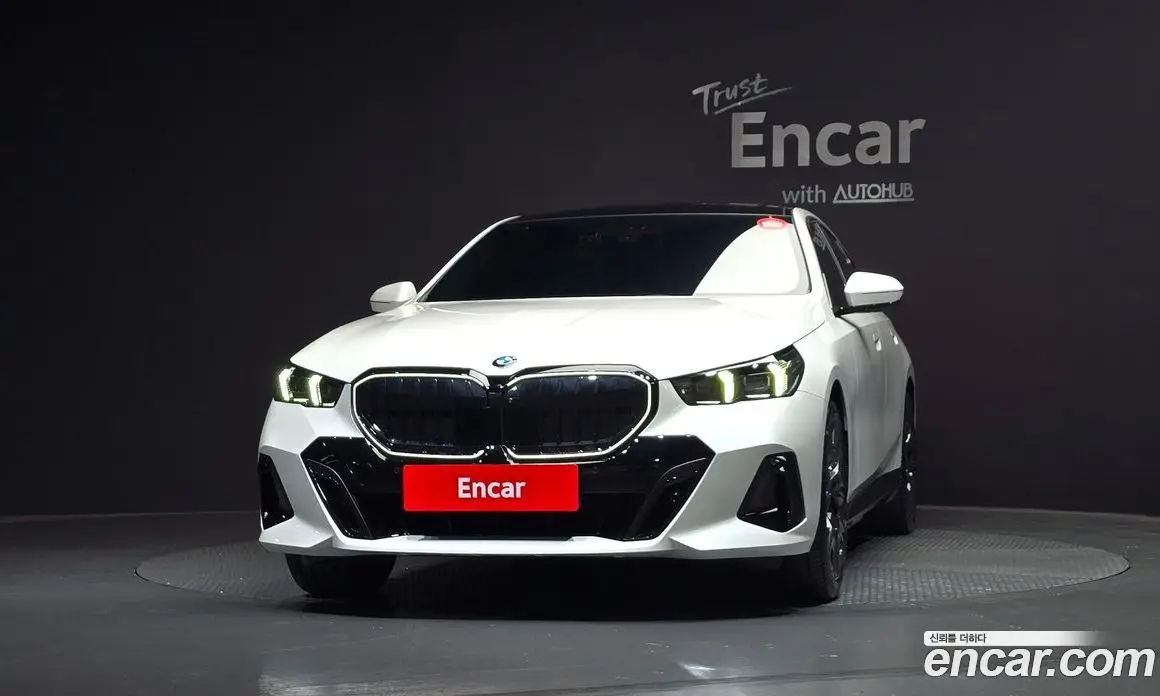 BMW 5 серия 2025 2.0 автомат (гидро), фото 3 BMW 5 серия 2025 2.0 автомат (гидро), фото 3