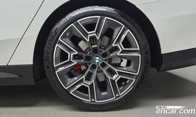BMW 5 серия 2025 2.0 автомат (гидро), миниатюра 7 BMW 5 серия 2025 2.0 автомат (гидро), миниатюра 7