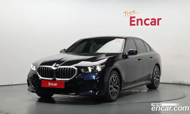 BMW 5 серия, 2026, 5 311 км