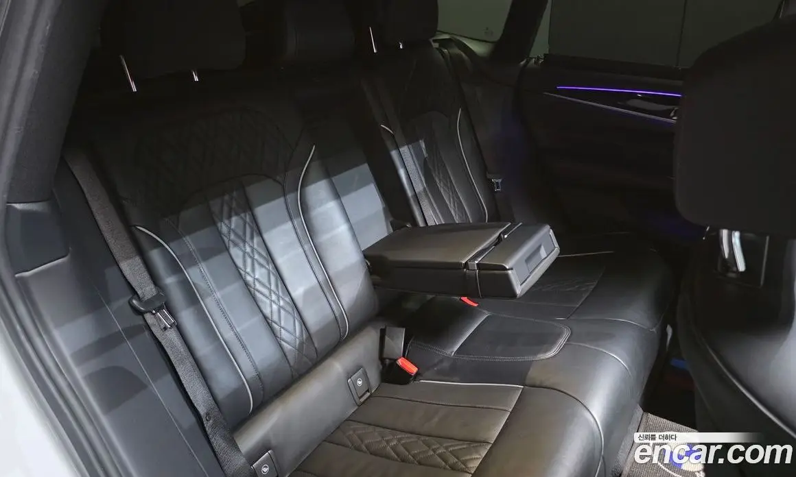 BMW 6 серия 2019 3.0 автомат (гидро), фото 17 BMW 6 серия 2019 3.0 автомат (гидро), фото 17