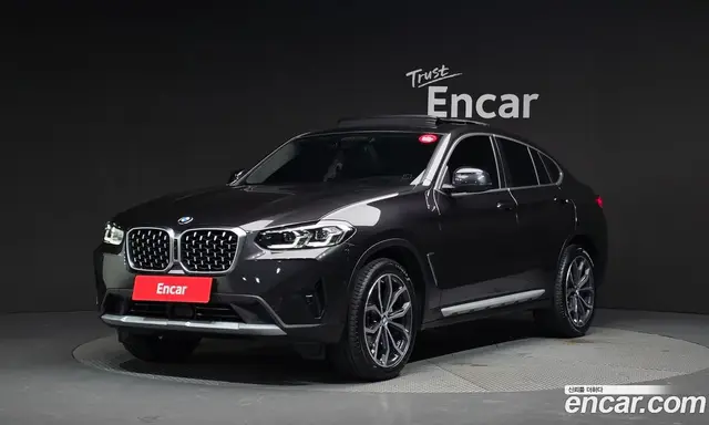 BMW X4 2025 2.0 автомат (гидро), миниатюра 1