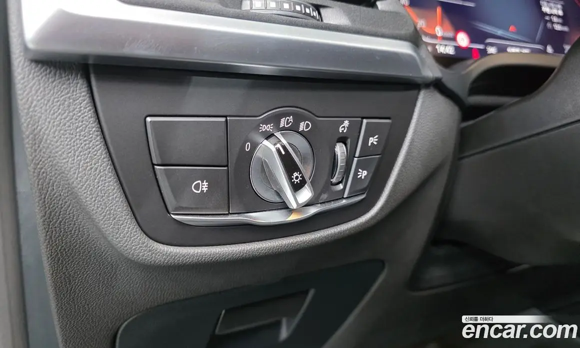 BMW X4 2025 2.0 автомат (гидро), фото 18