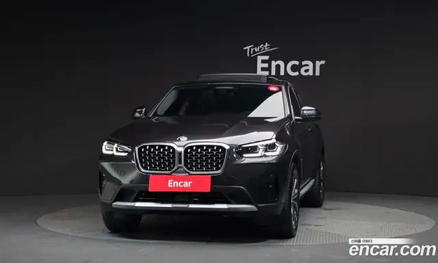 BMW X4 2025 2.0 автомат (гидро), миниатюра 3