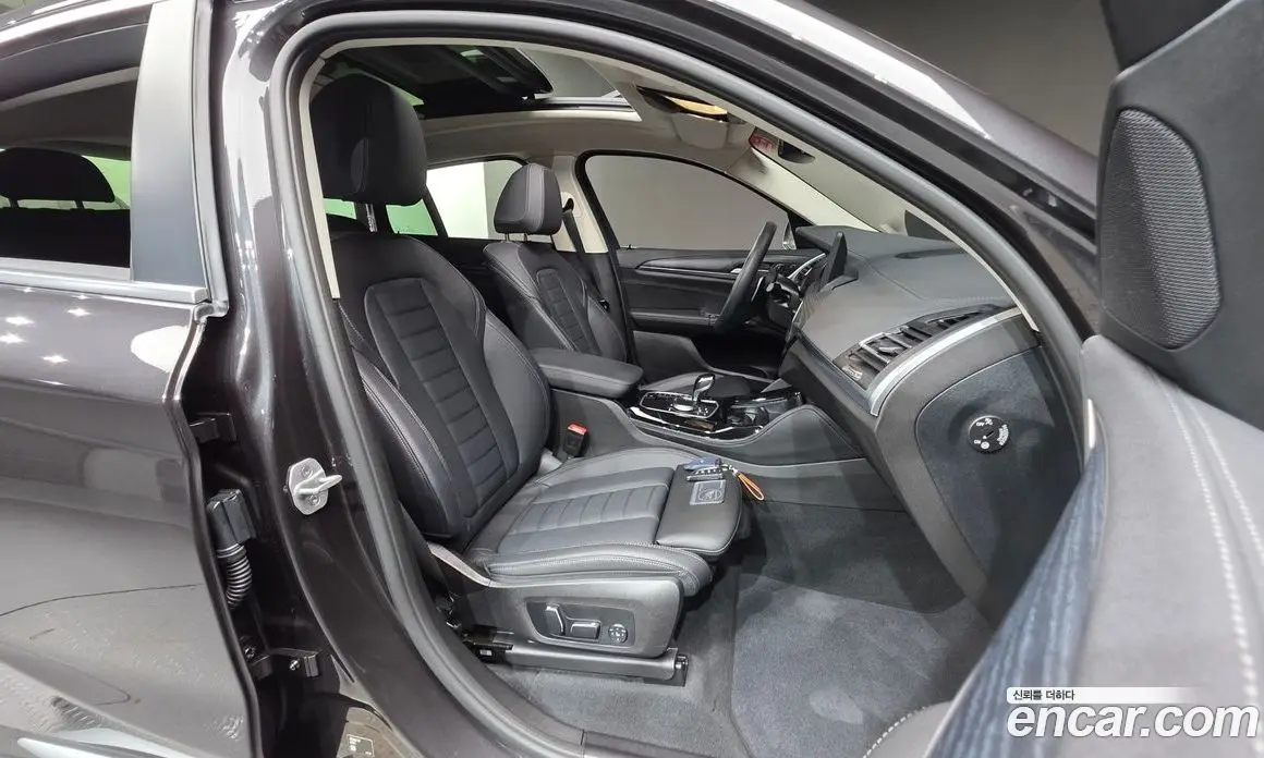 BMW X4 2025 2.0 автомат (гидро), фото 28